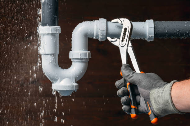 Professional Leak Detection technician working in Hampstead, MD